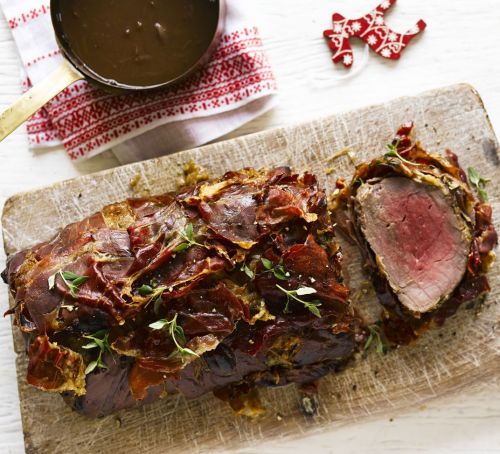 Beef fillet with horseradish & prosciutto