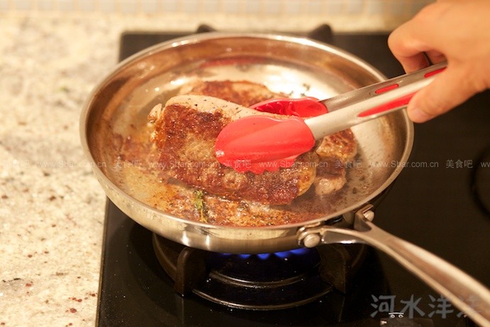 煎牛排 煎牛排