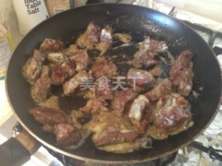 日式芥末牛肉粒的做法步骤：4