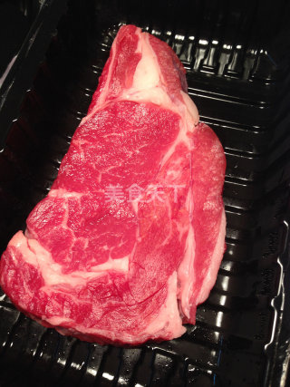 肉眼牛排的做法步骤：1