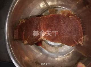 黑椒西冷牛排的做法步骤：3